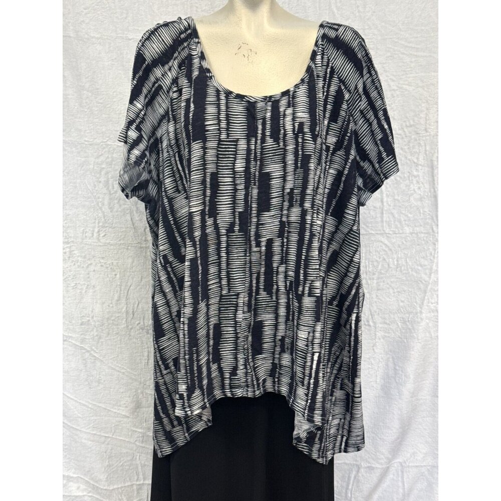 Woman Within Womens Black White Geometric Asymmetrical Hem‎ Top Size 1X Cotton